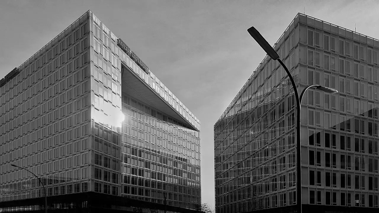 Miroir Soleil Décoratif : Trouvez Votre Modèle Idéal